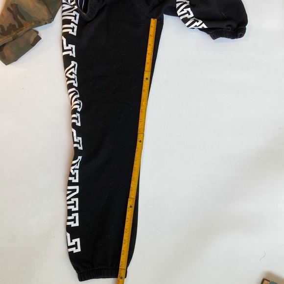 Bundle VS/ forever 21 - xs joggers/ leggings - Picture 16 of 16